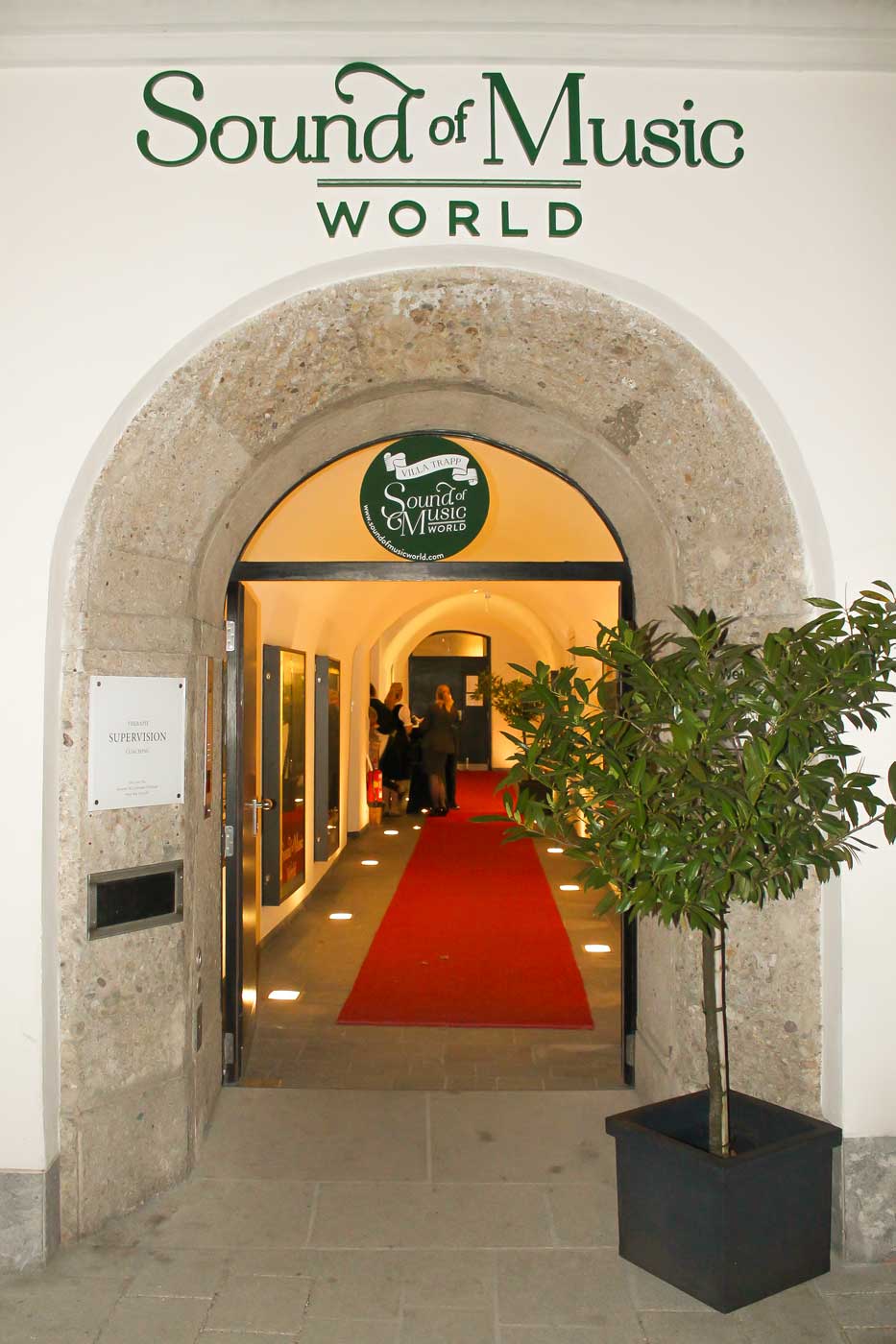 Sound of Music World Museum Eingang Getreidegasse